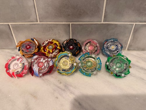 Beyblade burst lot - 10, spinning