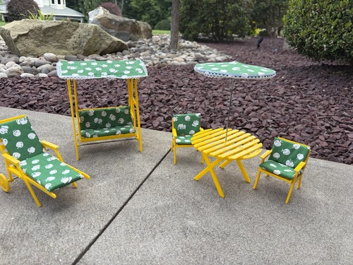 Vntg barbie patio furniture - barbie,