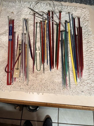Large lot knitting - needles, &