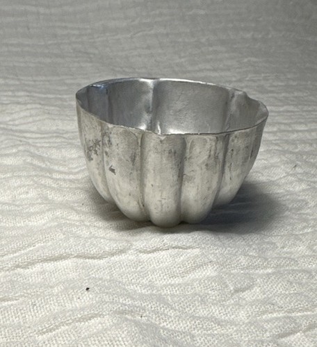 Vtg aluminum individual - aluminum,