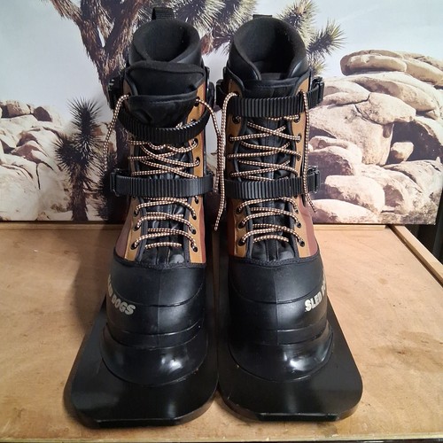 Sled dogs snowskates ski - sled,