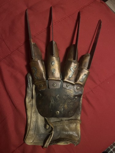 Elm street freddy - street, prop