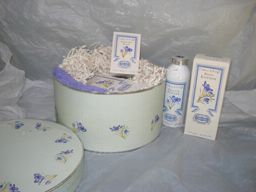 Crabtree evelyn freesia - &,
