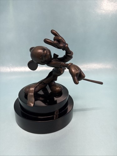 Walt disney collectibles - disney,