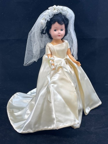 Vintage 1960 bride doll - bride,