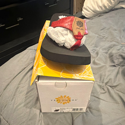 Yellow box women black - yellow, women's