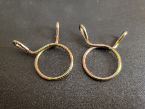 Retainer spring clips - spring,