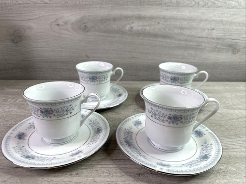 Vintage set teacups - of, &