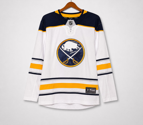 Nwt buffalo sabres fanatics - buffalo,