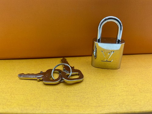 Louis vuitton padlock - louis,