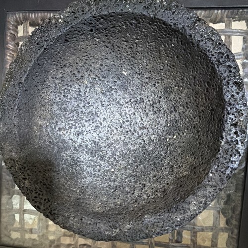 Molcajete volcanic rock - 8",