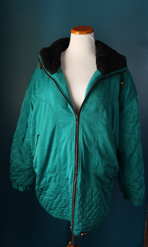 Vintage 80s 90s east west - east,