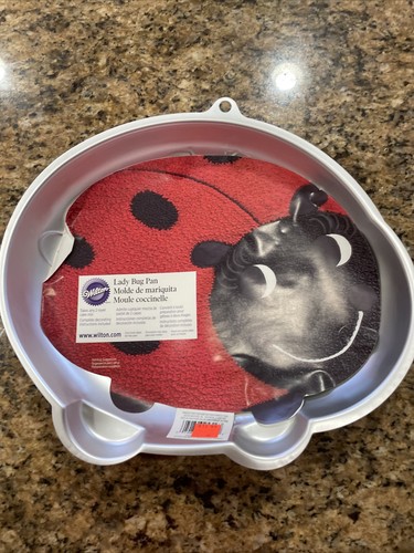 Wilton lady bug aluminum cake - wilton,