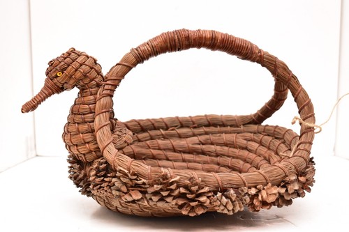 Vtg native american pine - native,