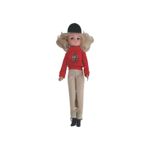 Vintage blonde sindy doll - blonde, in