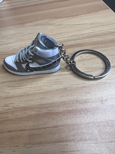 Keychain version the air - 3d,