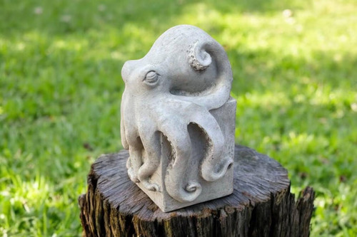 Octopus lawn sculpture - octopus,