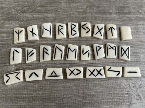 Set bone rune stone - of, 25