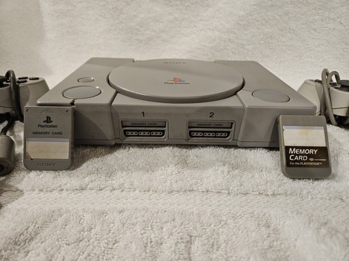 Playstation ps1 console - 1,