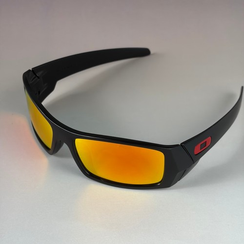 New oakley gascan - new, black