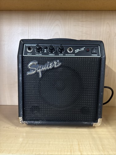 Squier fender 22w guitar - sp-10,