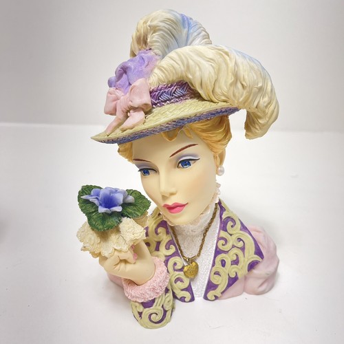 Cameo girls head - vase, blythe