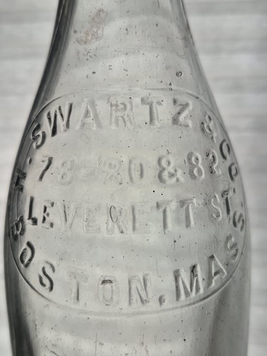 Swartz blob top - top, embossed