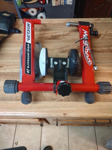 Minoura magnetic bicycle - minoura,
