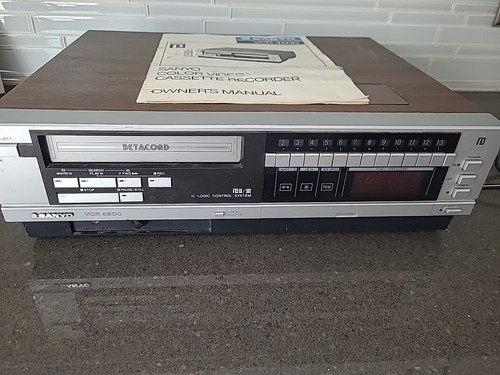 Sanyo vcr 4500 betacord - as-is,