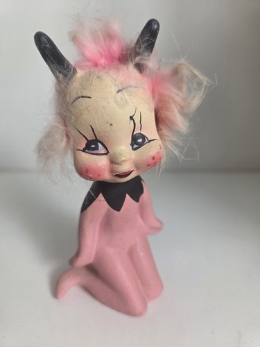 Rare pink moon girl alien - rare,
