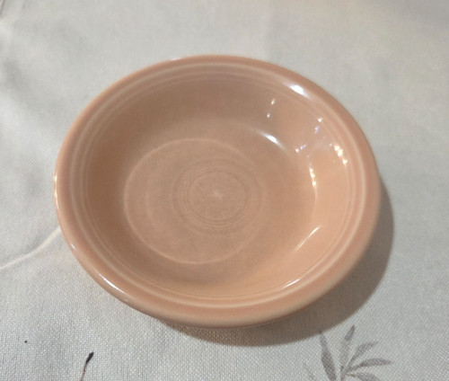 Vintage fiesta ware apricot - fiesta,