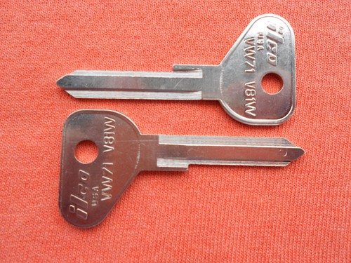 Volkswagon beetle key - volkswagon, vw