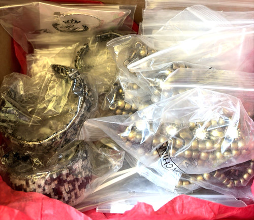 Premier designs jewelry - lot, 2