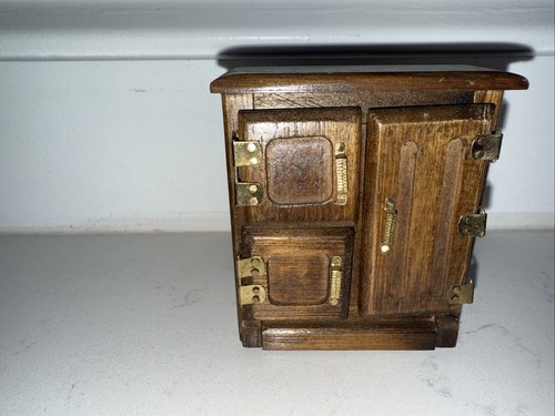Vintage doll house - house, miniature