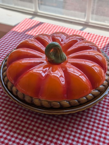 Vintage ceramic pumpkin pie - vintage,
