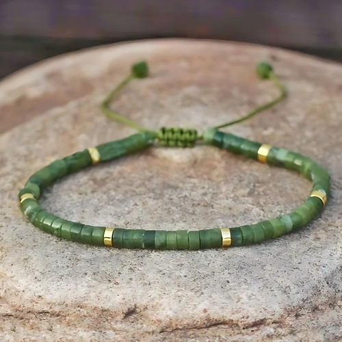 Green nephrite jade 4mm - nephrite,