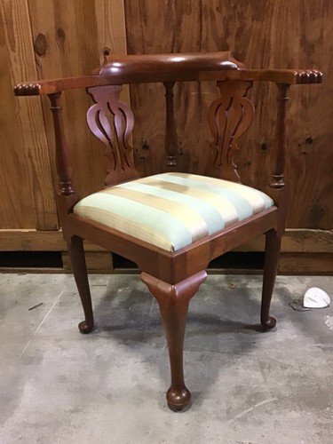 Stunning corner chair - stunning,