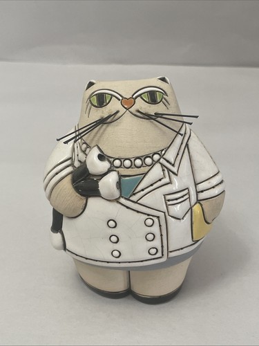 Rinconada cat figurine - figurine, 4.5”