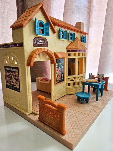 Calico critters village - calico,