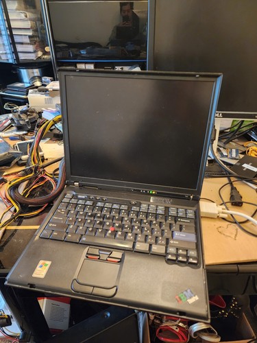 Ibm thinkpad t41 laptop - 14",