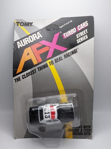 Tomy afx aurora black white - tomy, black/white