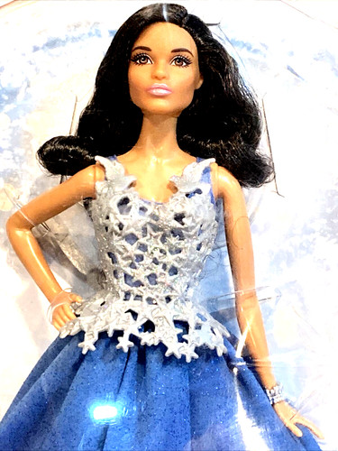 2016 holiday barbie - 2016,