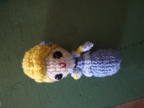 Crocheted cinderella - 1/2",