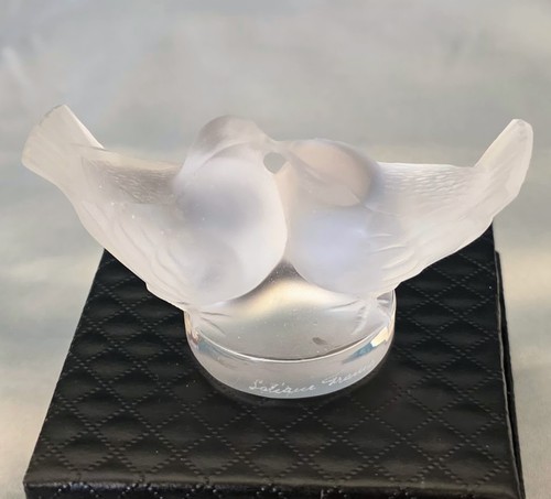 Lalique frosted kissing - 3",
