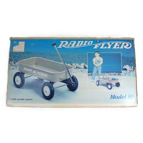 Vintage 80s radio - radio, flyer