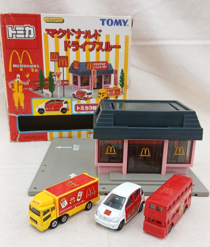 Tomica town mcdonald - tomica, mcdonald's