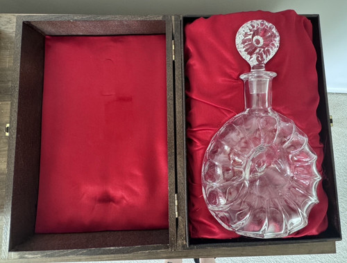 Baccarat decanter - decanter, &