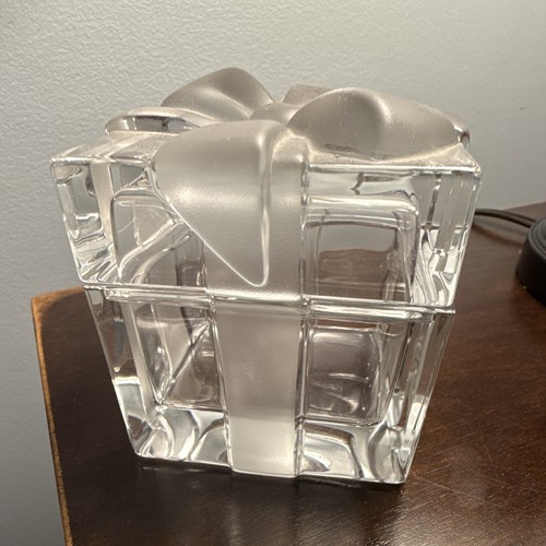Tiffany crystal frosted - tiffany, co.