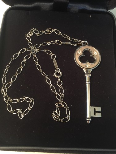 Tiffany 18k white gold - &,