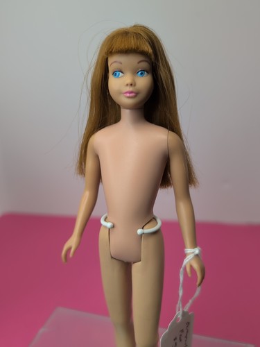 Vintage mattel barbie - 9”,